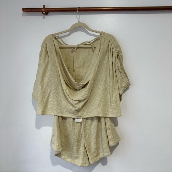 NWT Free People Pietro Smocked Draped Dolman Sleeve Open Back Romper - Picture 4 of 6